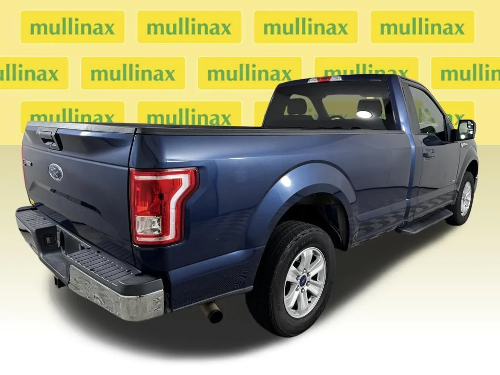 Used 2015 Blue Ford XLT image 4