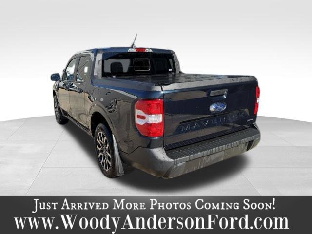 Used 2022 Blue Ford Lariat image 4