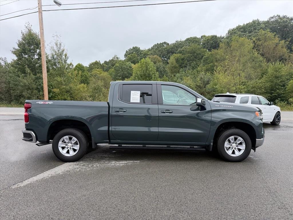 Used 2026  CHEVROLET RST image 5