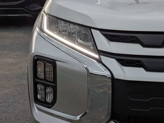 2024 Mitsubishi Outlander Sport ES - Photo 10