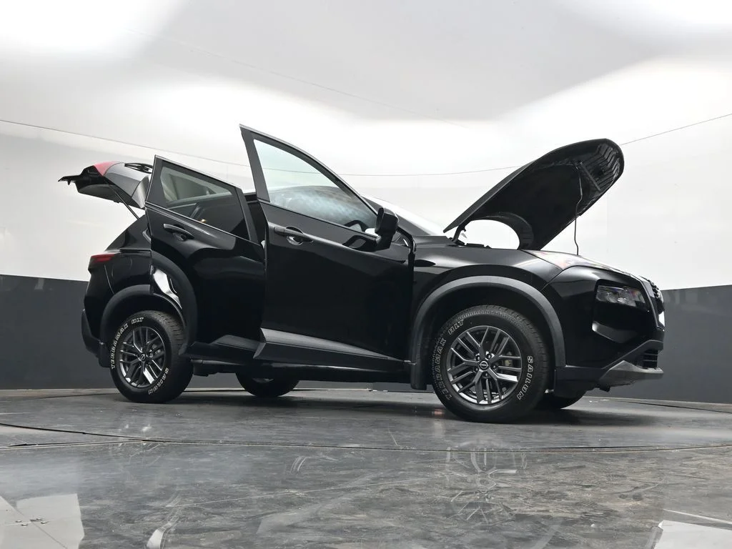 Used 2023 Black Nissan S image 44