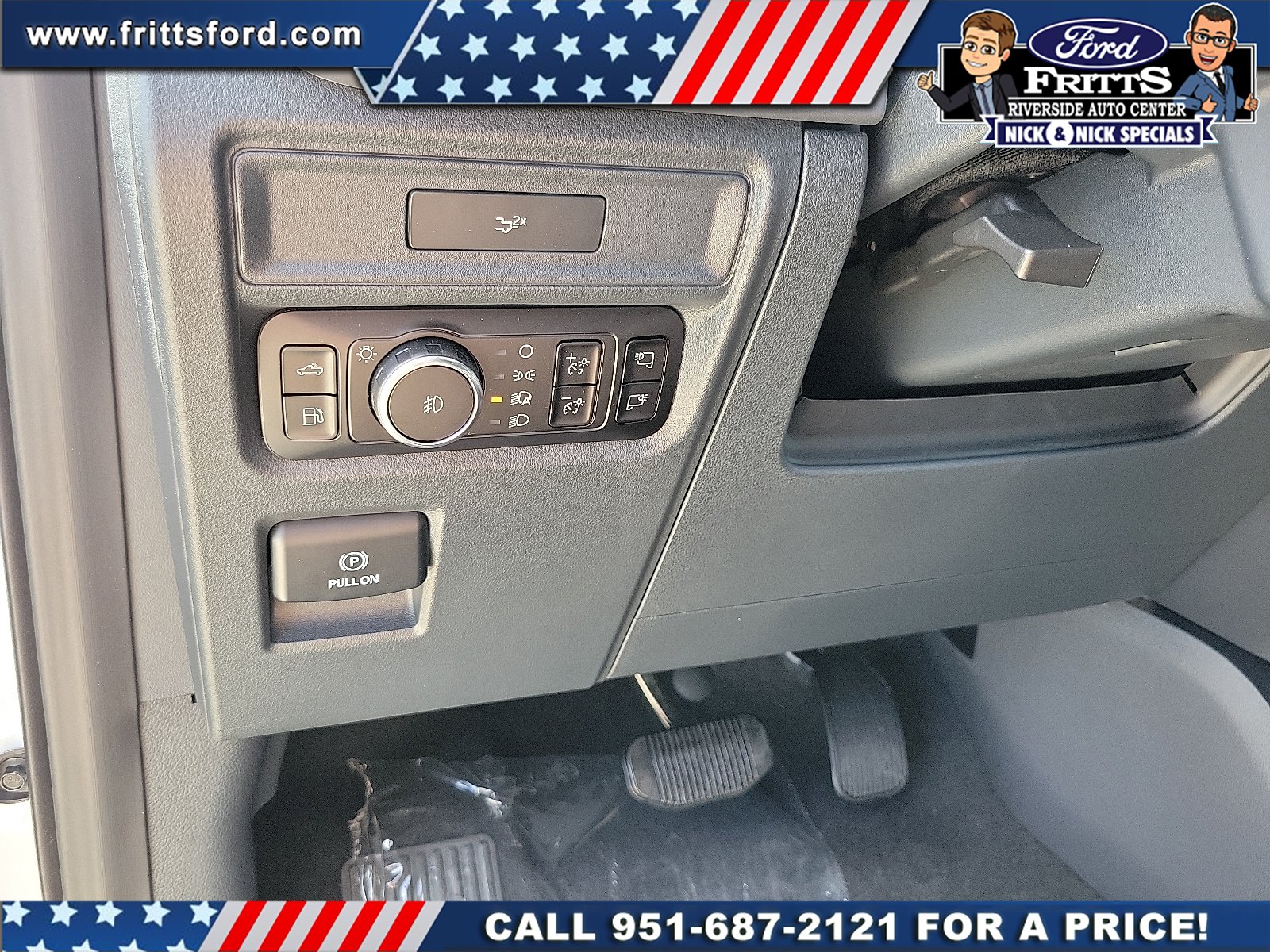 New 2026 Oxford White Ford XLT image 13