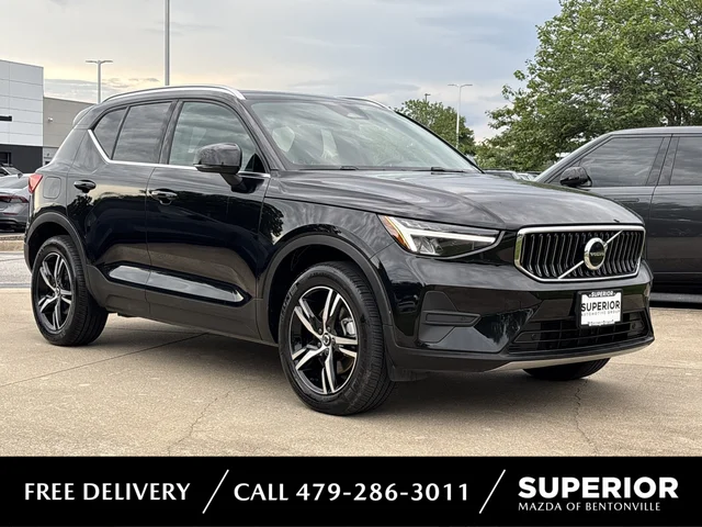 2025 Volvo XC40 Core Bright Theme B5 AWD