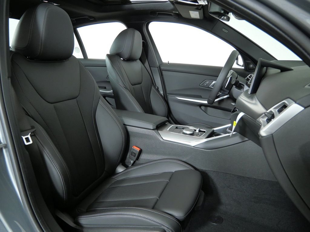 New 2026 Skyscraper Grey Metallic BMW 330i xDrive image 21