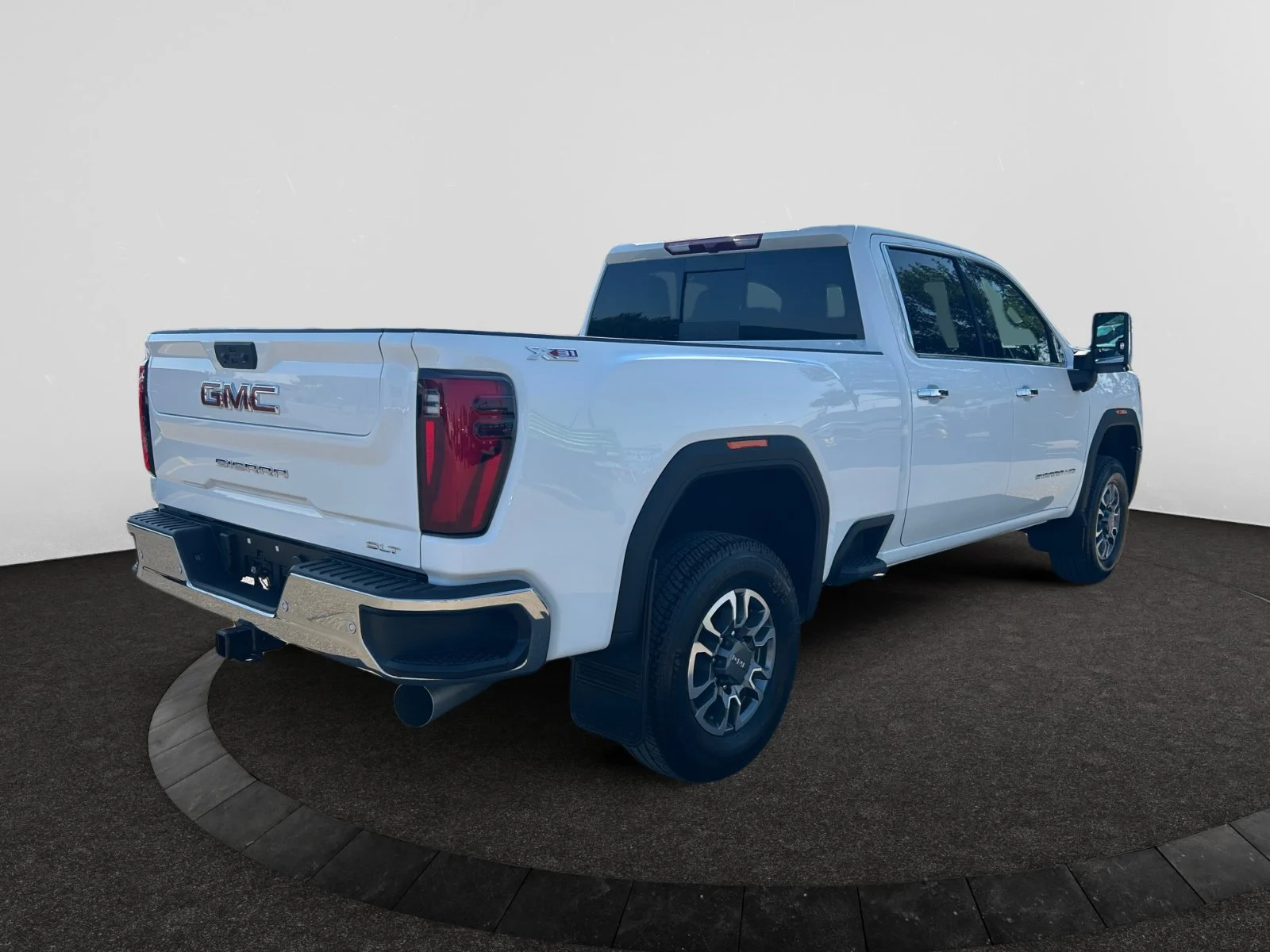 New 2026 Summit White GMC SLT image 5
