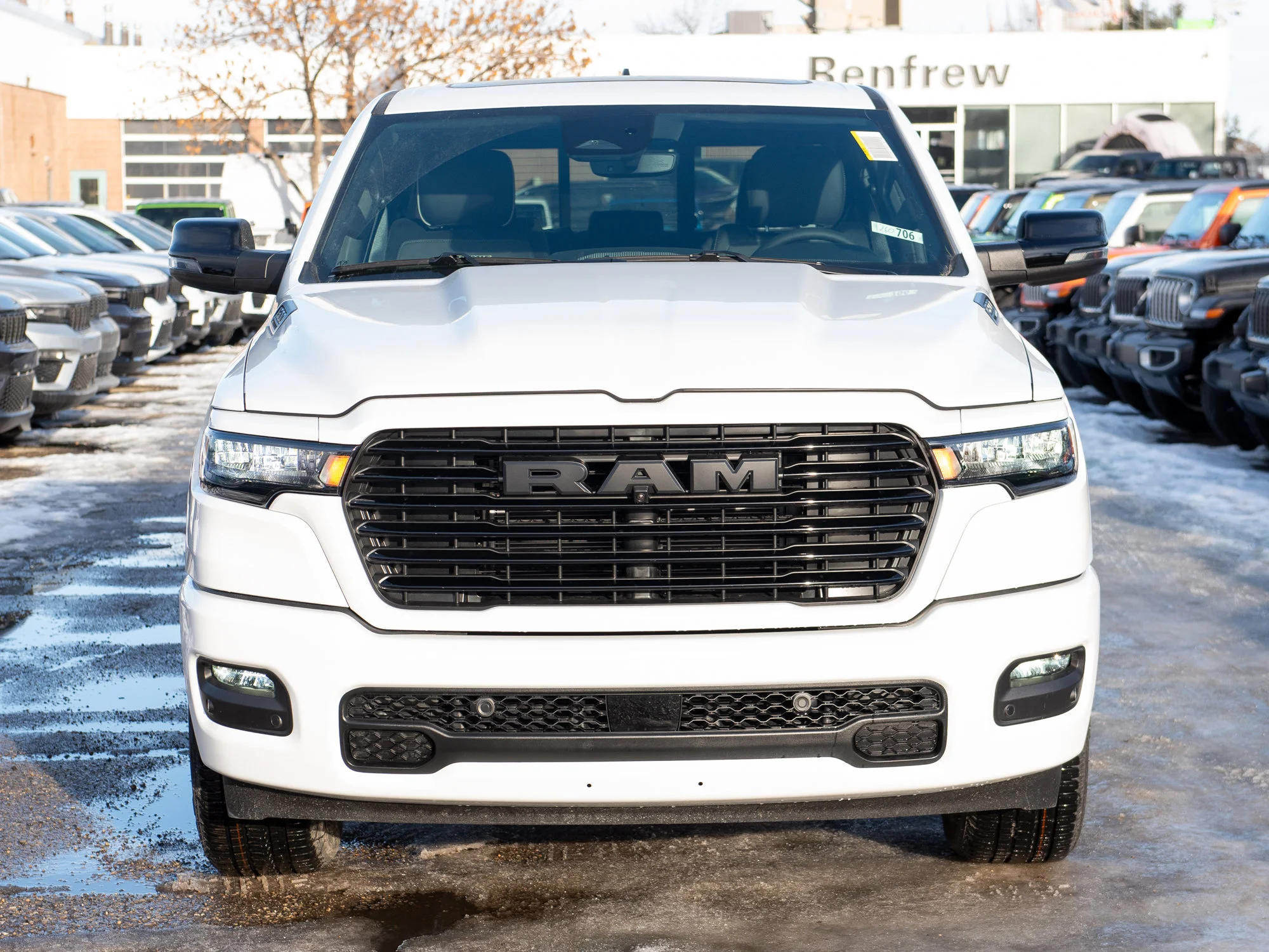 Used 2026 White RAM Sport* Crew Cab 4x4, Twin-Turbo, Pano Sunroof, Nav, 12 Inch Screen image 7