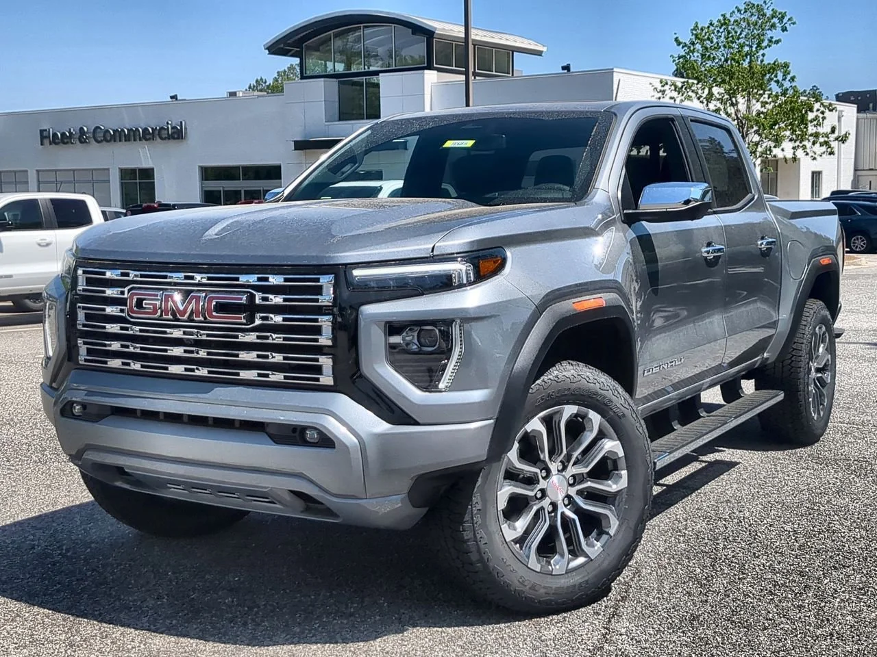 2026 GMC Canyon 4WD Denali Crew Cab Short Box's photo