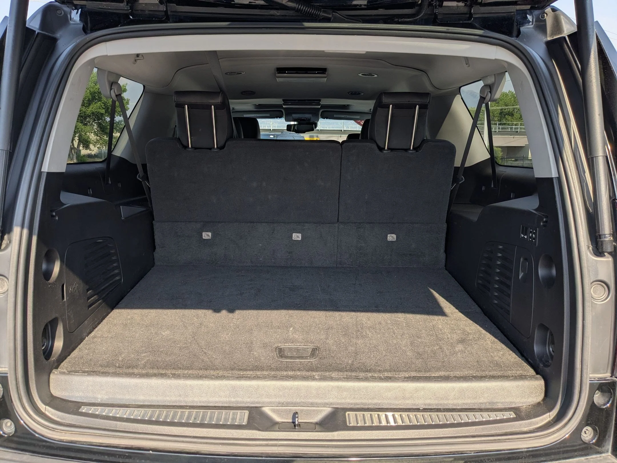 Used 2020 Black Chevrolet Premier image 33