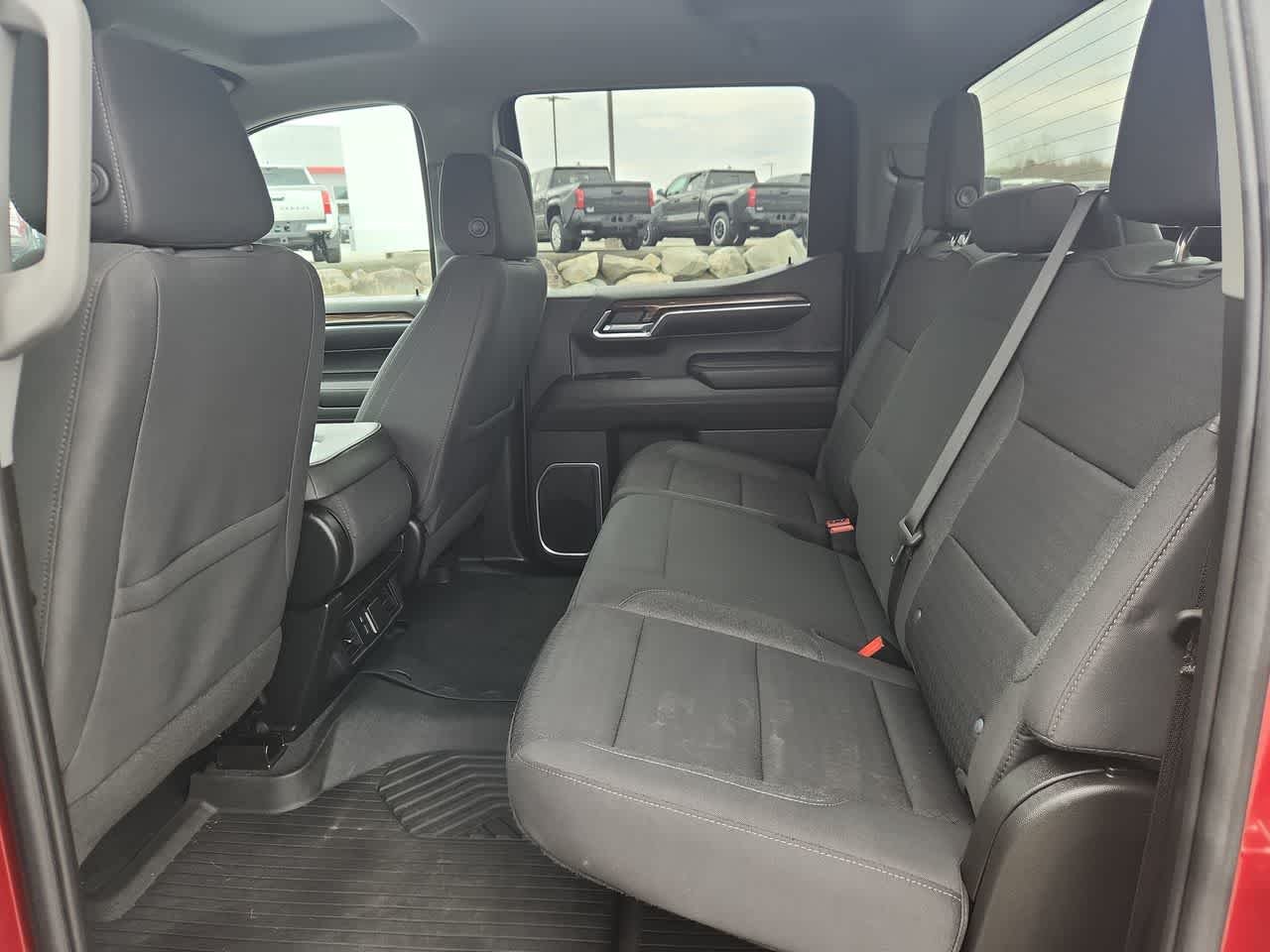 2023 Chevrolet Silverado 1500 RST - Photo 14