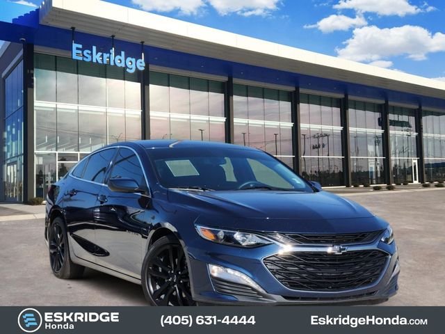 Used 2022 Blue Chevrolet LT image 1