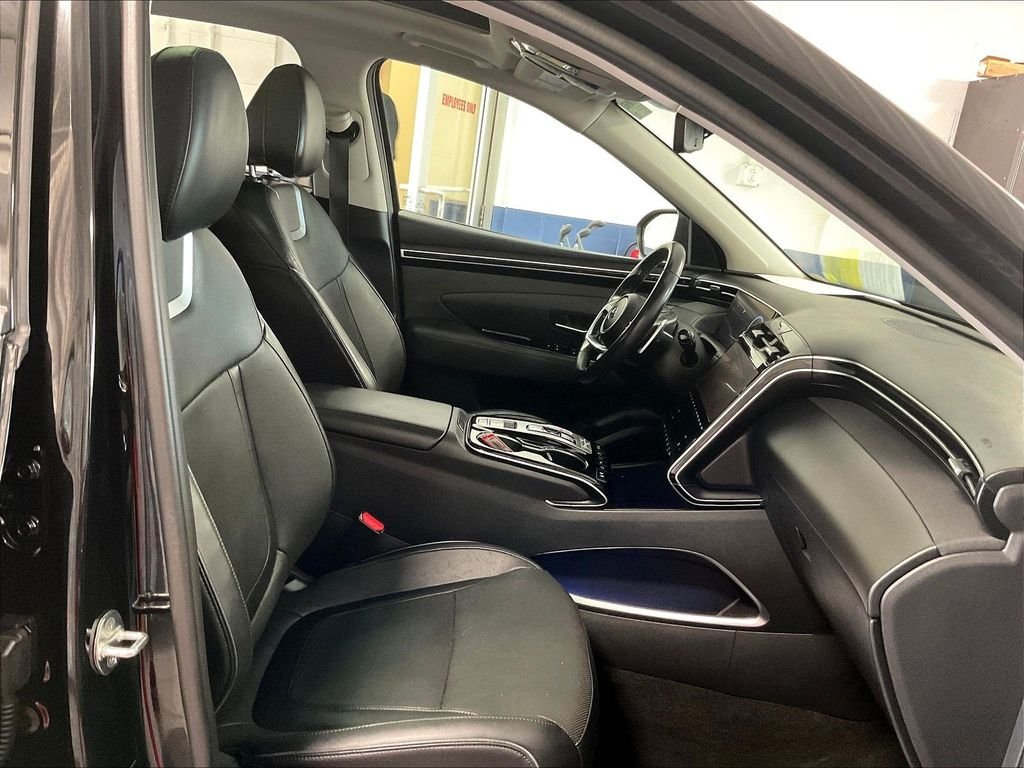 Used 2022 Black Hyundai Limited image 11