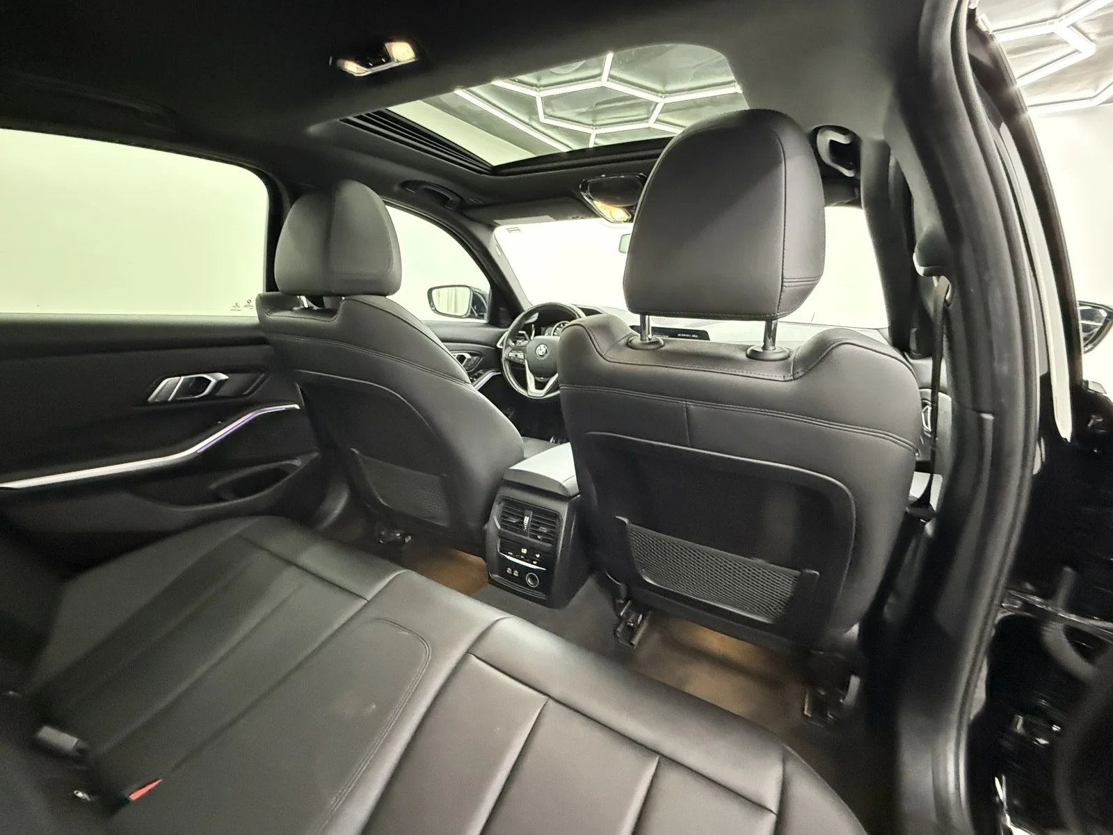 Used 2019 Jet Black BMW 330i xDrive image 37