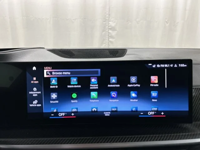 Used 2023 Black BMW xDrive40i image 14