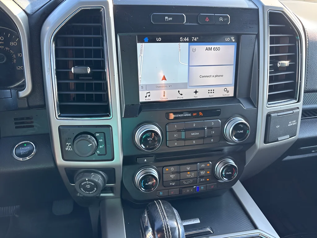 Used 2018 Ruby Red Metallic Ford Lariat image 12