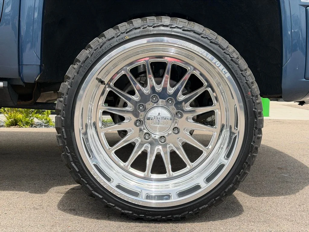 Used 2025 Blue GMC Denali Ultimate image 26