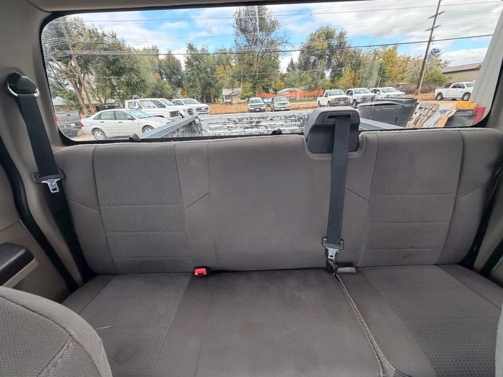 Used 2010 Silver Ford XLT image 16