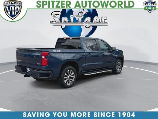 Used 2019 Blue Chevrolet RST image 9