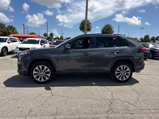 Used 2022 Gray Toyota XLE Premium image 16