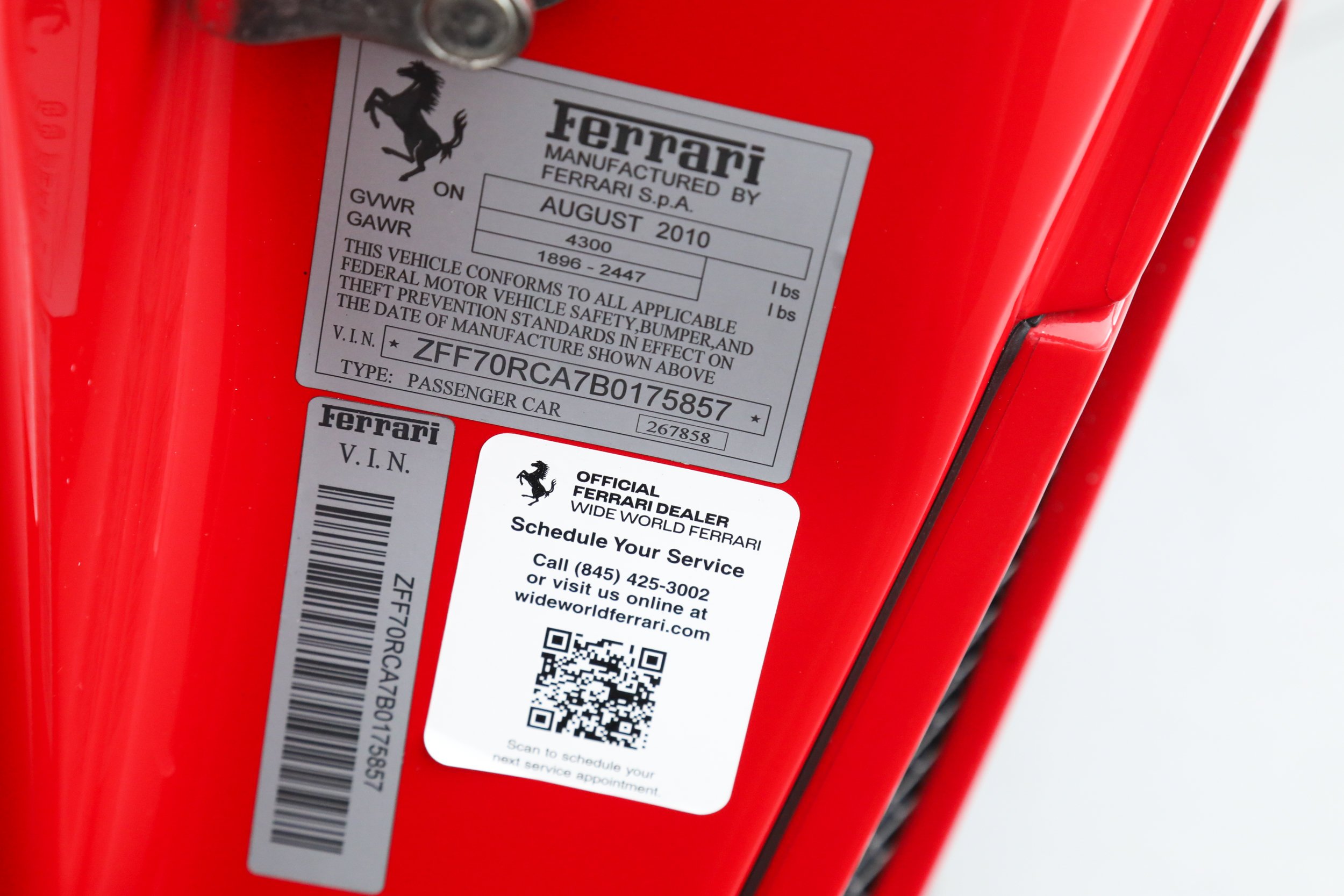 Used 2011 Red Ferrari  image 44
