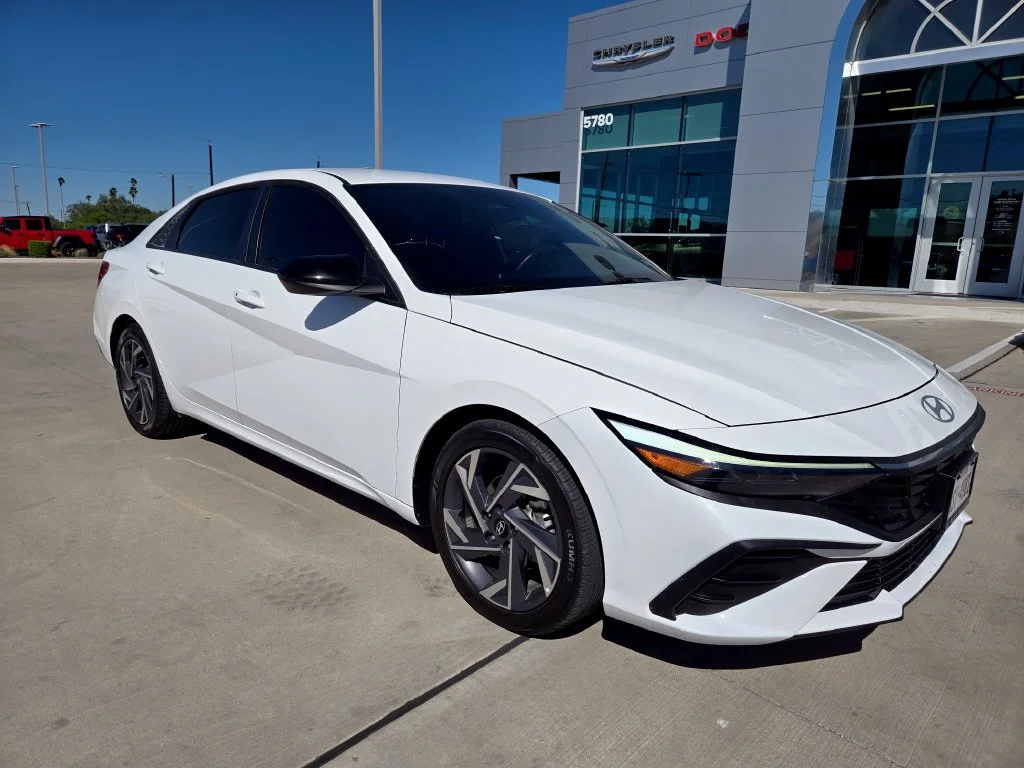 2025 Hyundai Elantra SEL