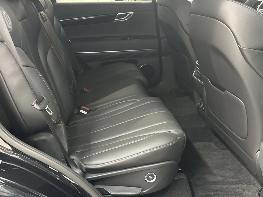 2025 GENESIS GV80 Standard - Photo 15