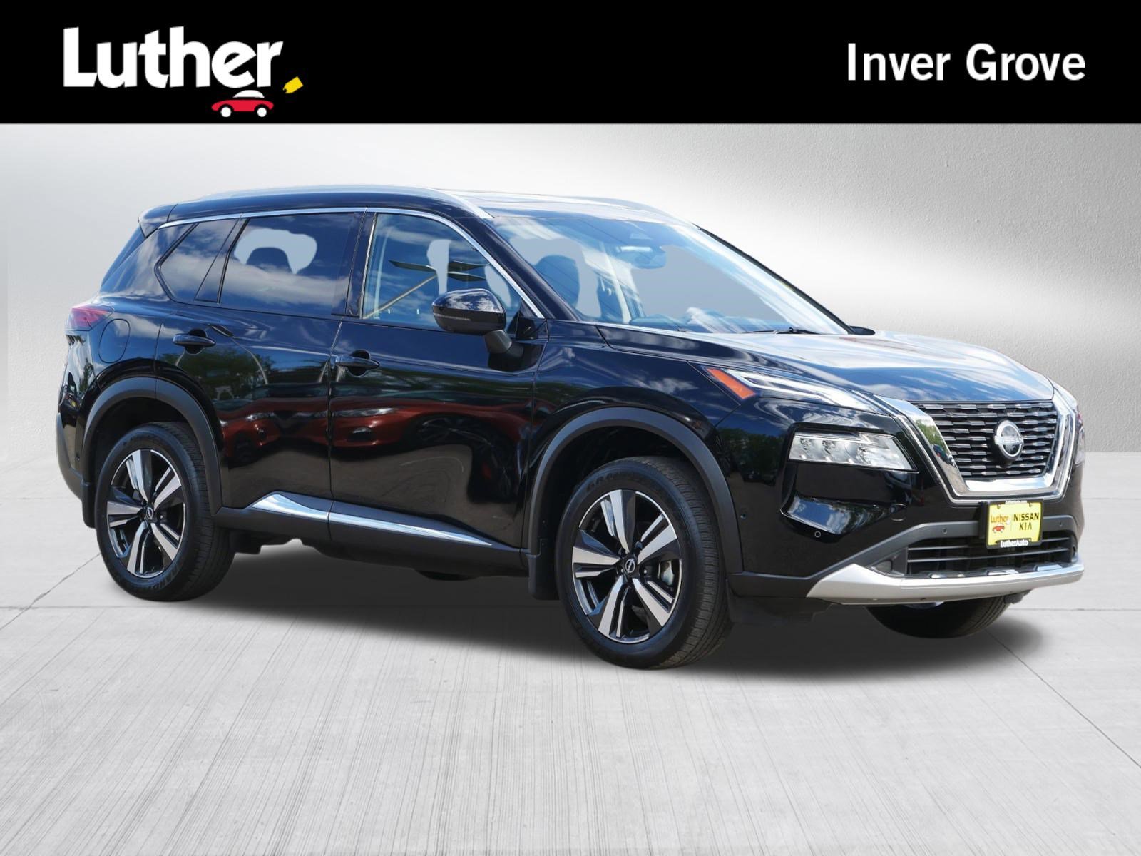 2023 Nissan Rogue Platinum AWD's photo