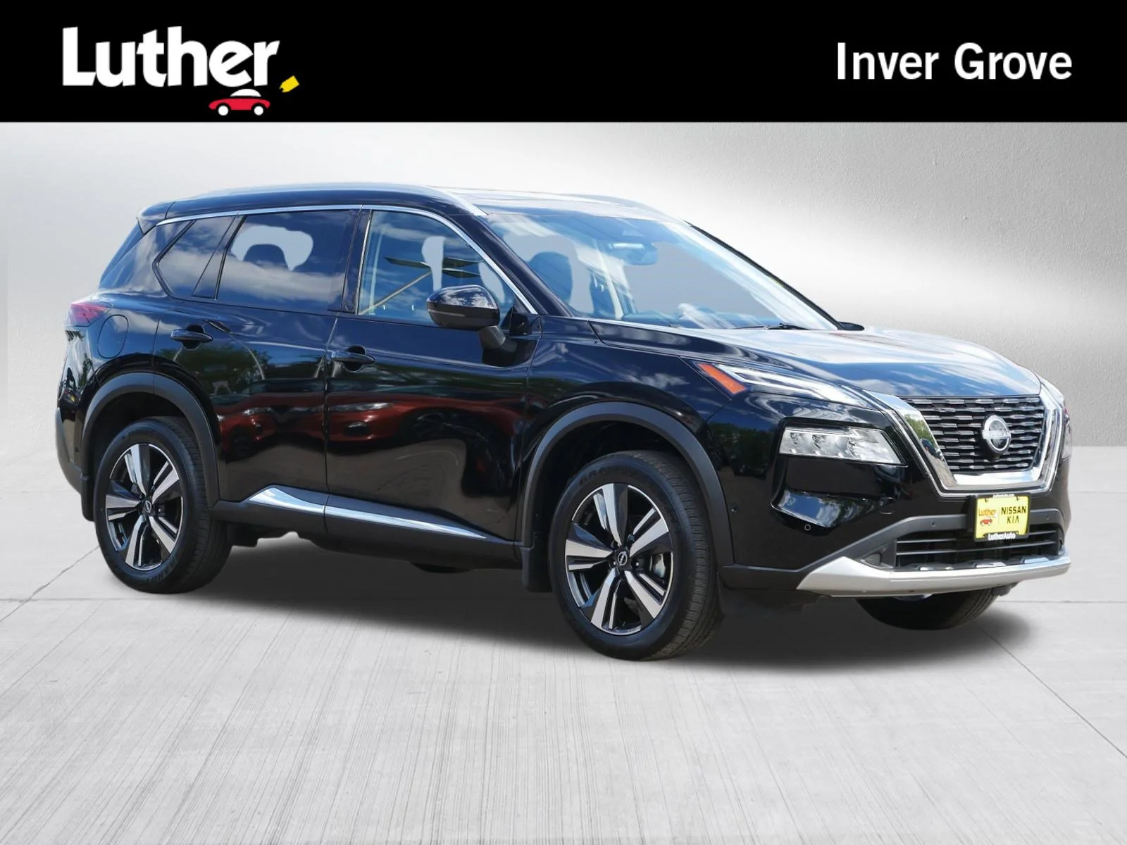 2023 Nissan Rogue Platinum AWD's photo