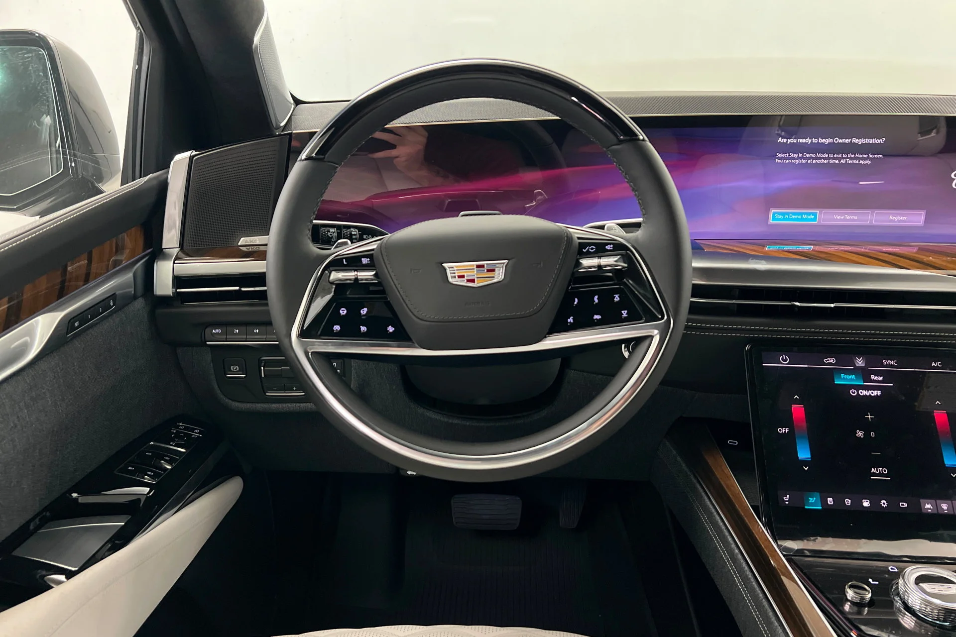 2026 Cadillac Escalade Platinum Sport - Photo 12