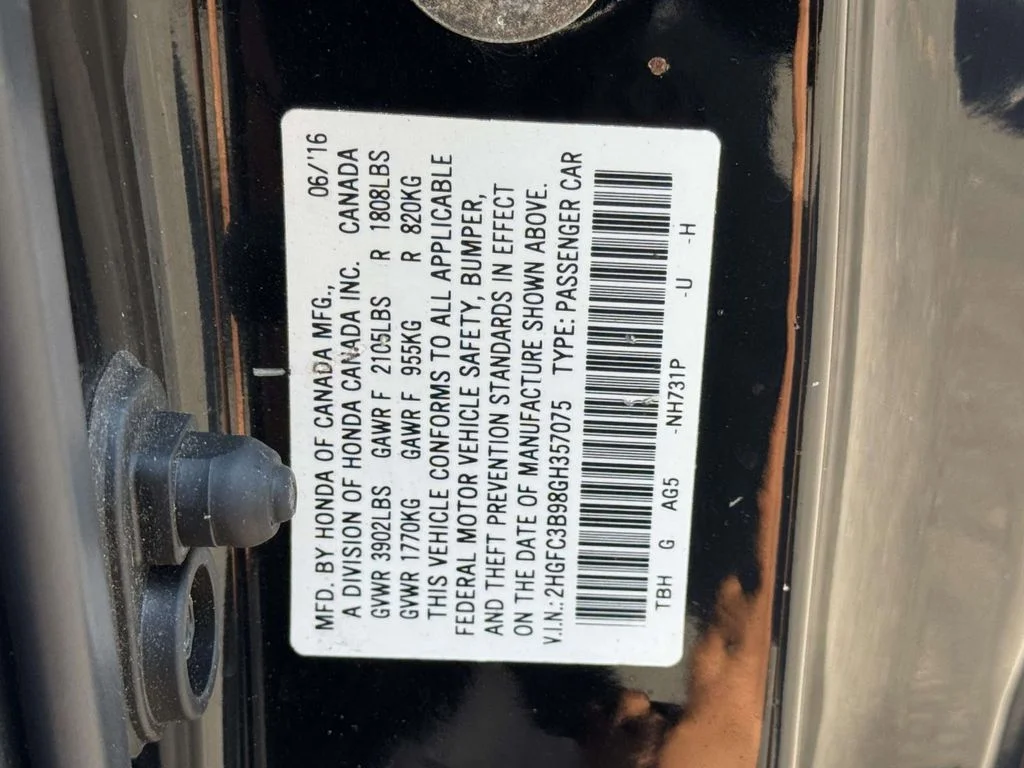 Used 2016  Honda Touring image 30