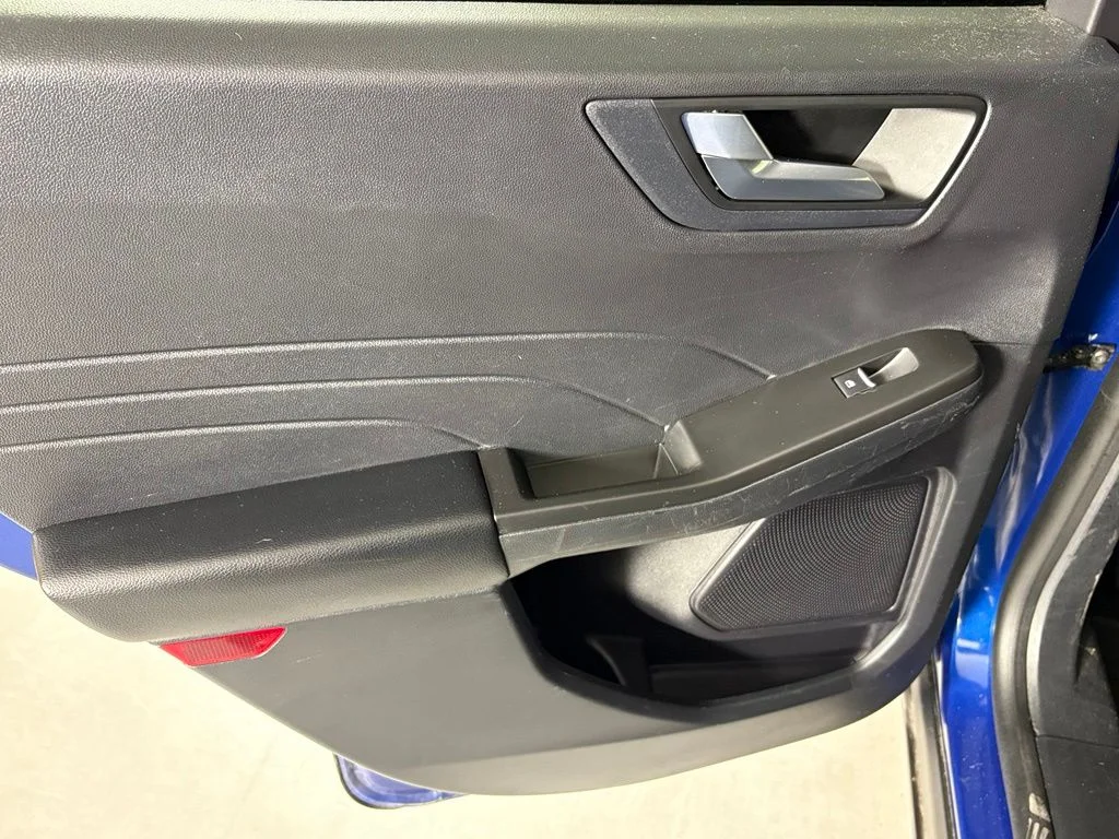 Used 2022 Blue Metallic Ford SEL image 36