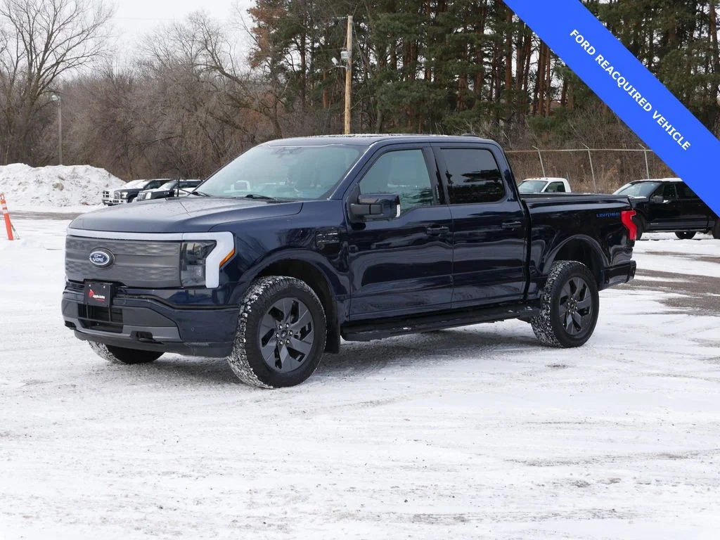 Used 2022 Blue Ford Lariat image 6
