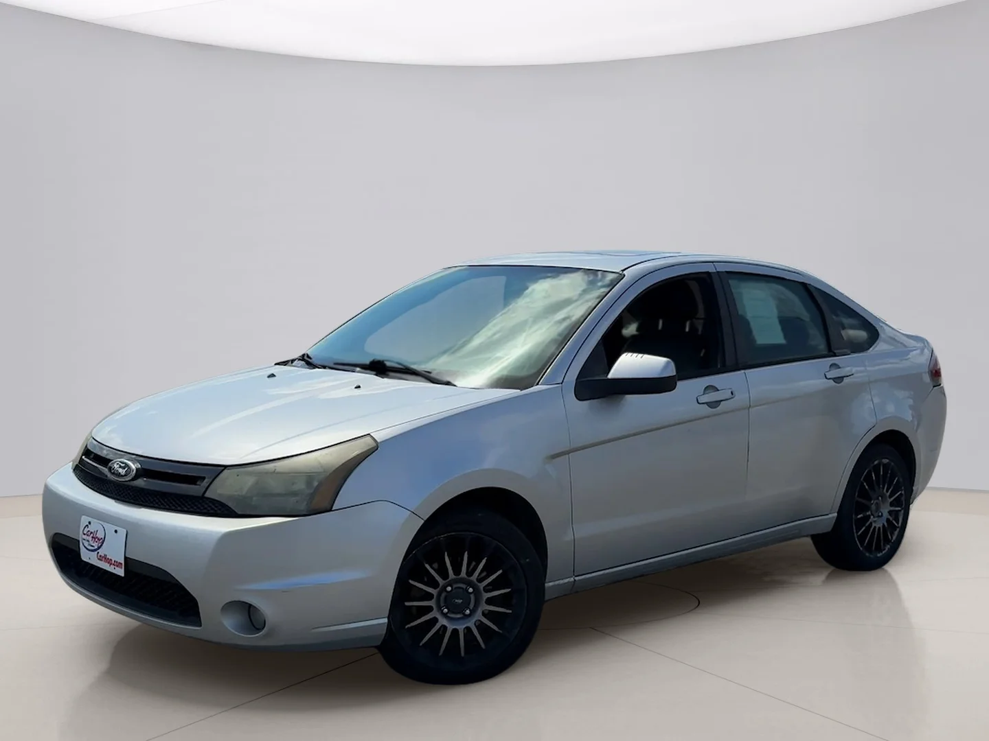 Used 2011 Silver Ford SES image 1