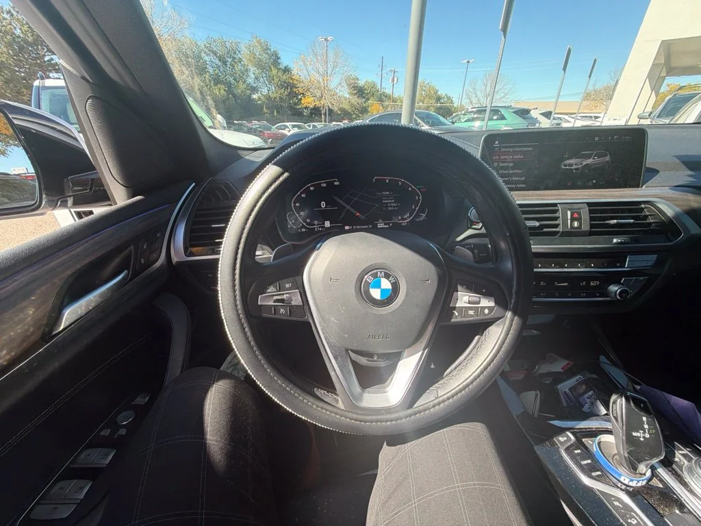 Used 2021 Silver BMW xDrive30i image 12