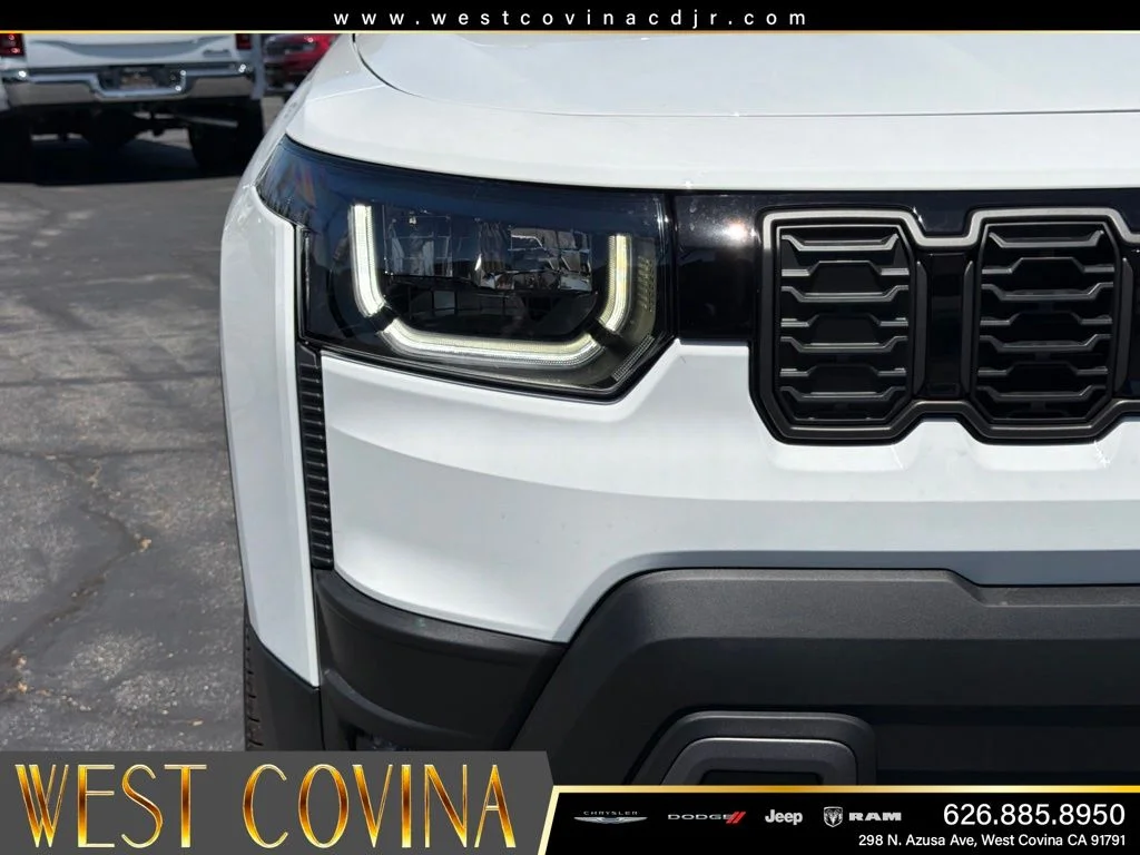 New 2026 Bright White Clear-Coat Exterior Paint Jeep  image 13