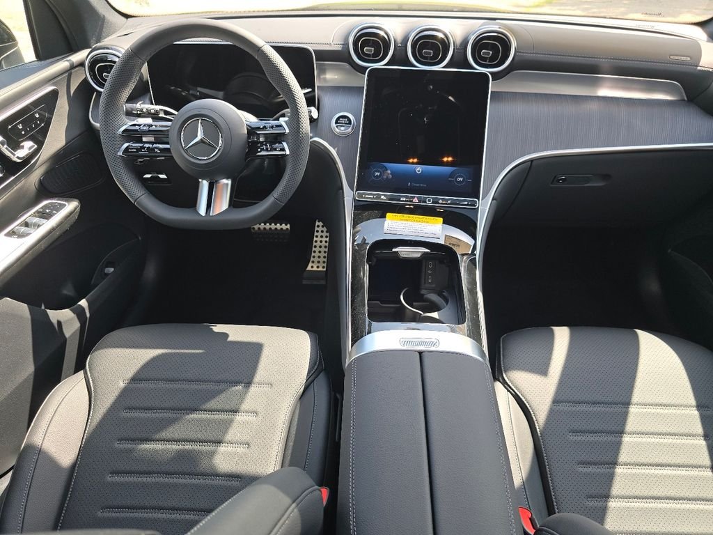 New 2026 Black Mercedes-Benz GLC 300 image 22
