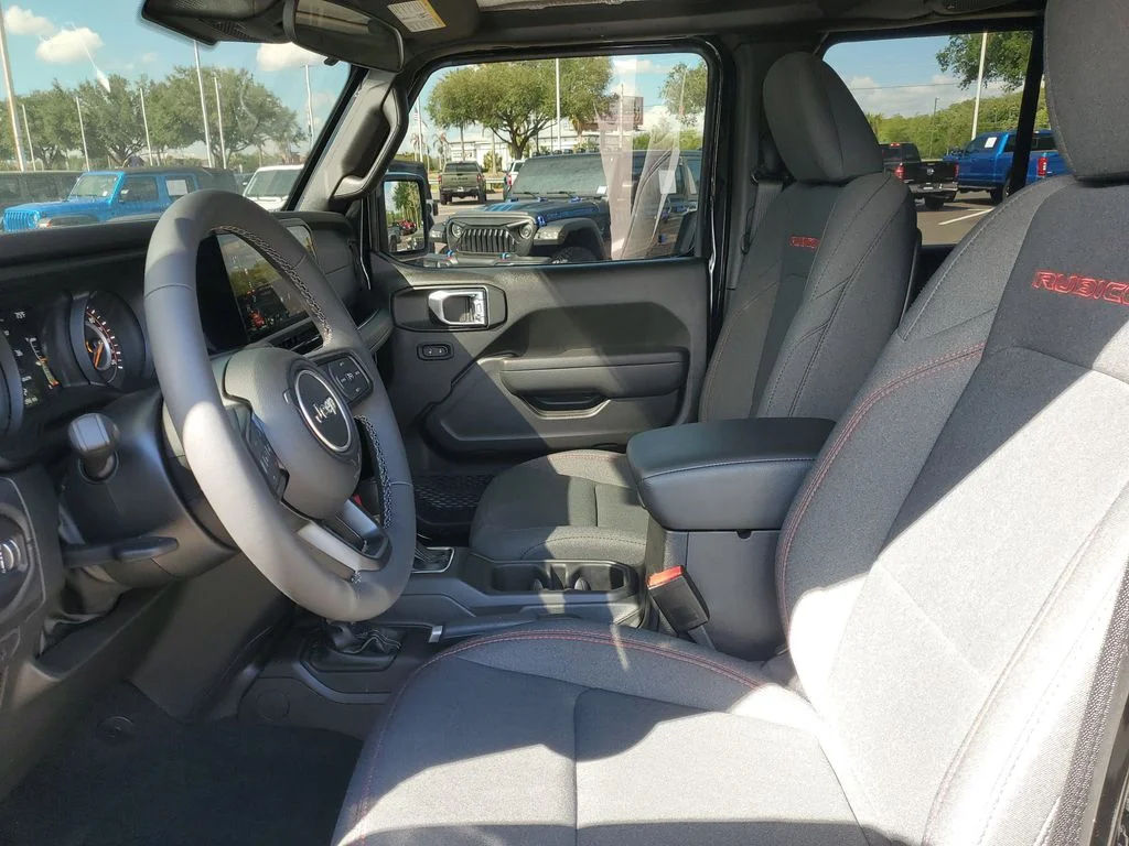 Used 2025 Black Jeep Rubicon image 10