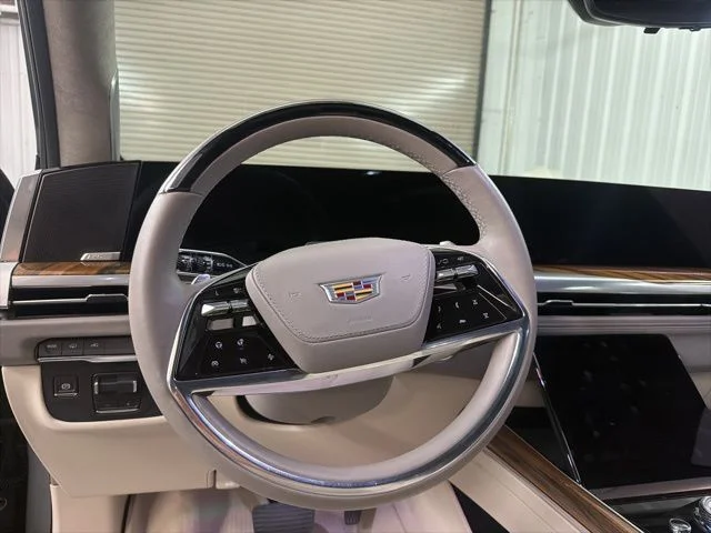 Used 2025 Argent Silver Metallic Cadillac Premium Luxury Platinum image 11