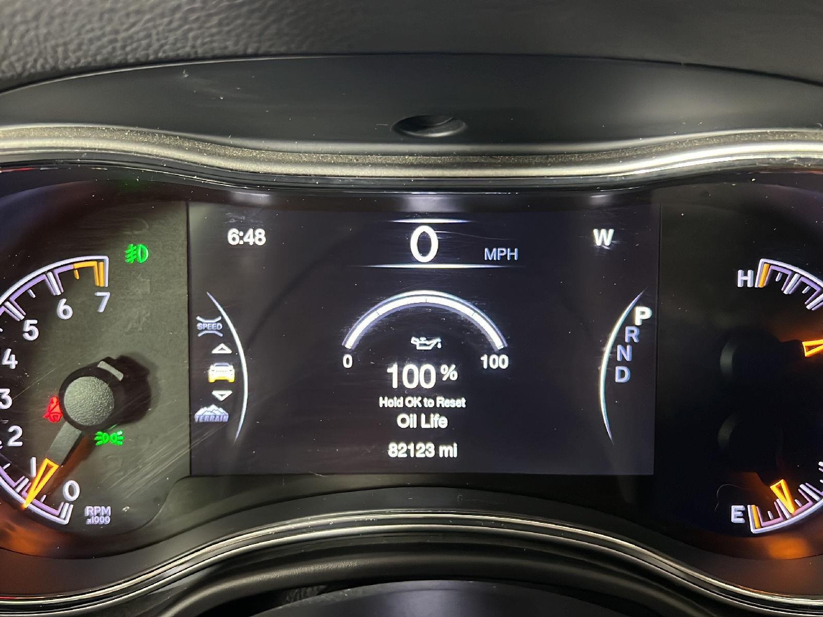 Used 2018 Velvet Red Pearlcoat Jeep Limited image 18