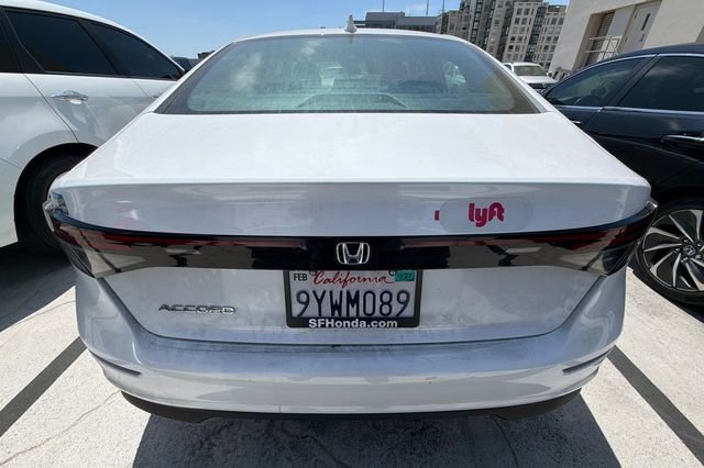 Certified Used 2025 Platinum White Pearl Honda LX image 9
