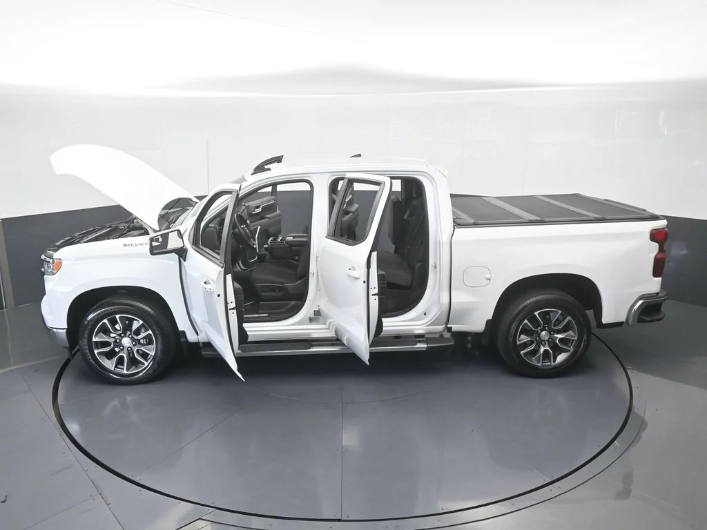Used 2023 Summit White Chevrolet LT image 67