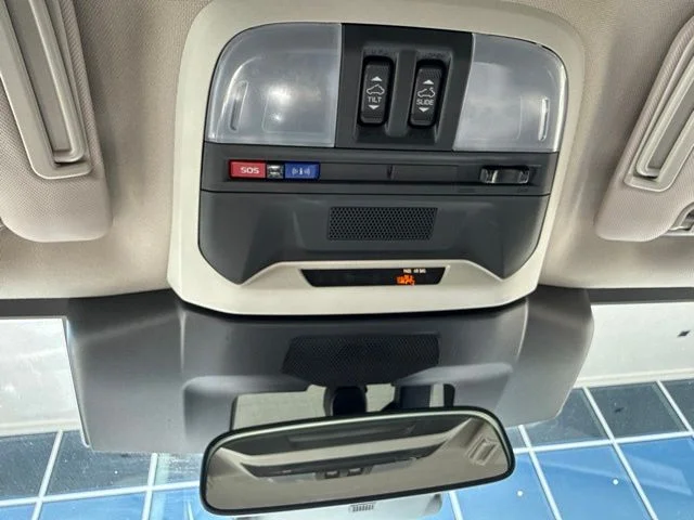 Used 2025 Blue Subaru Premium image 21
