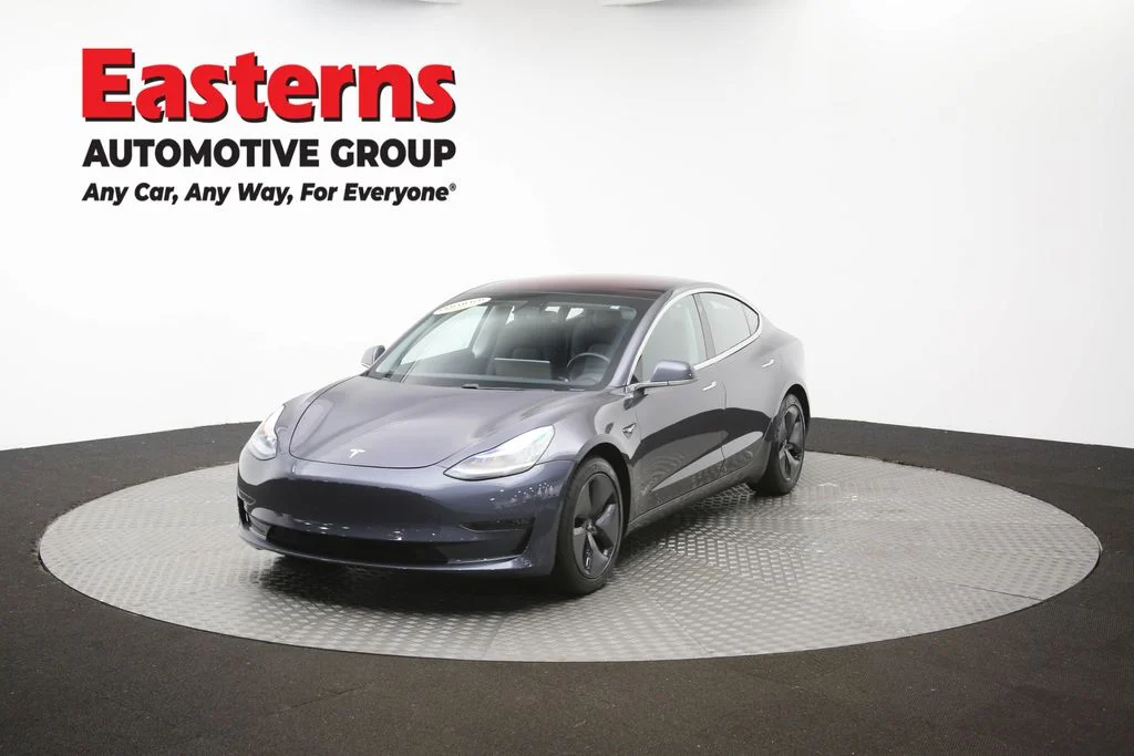 Used 2018 Gray Tesla Long Range image 51