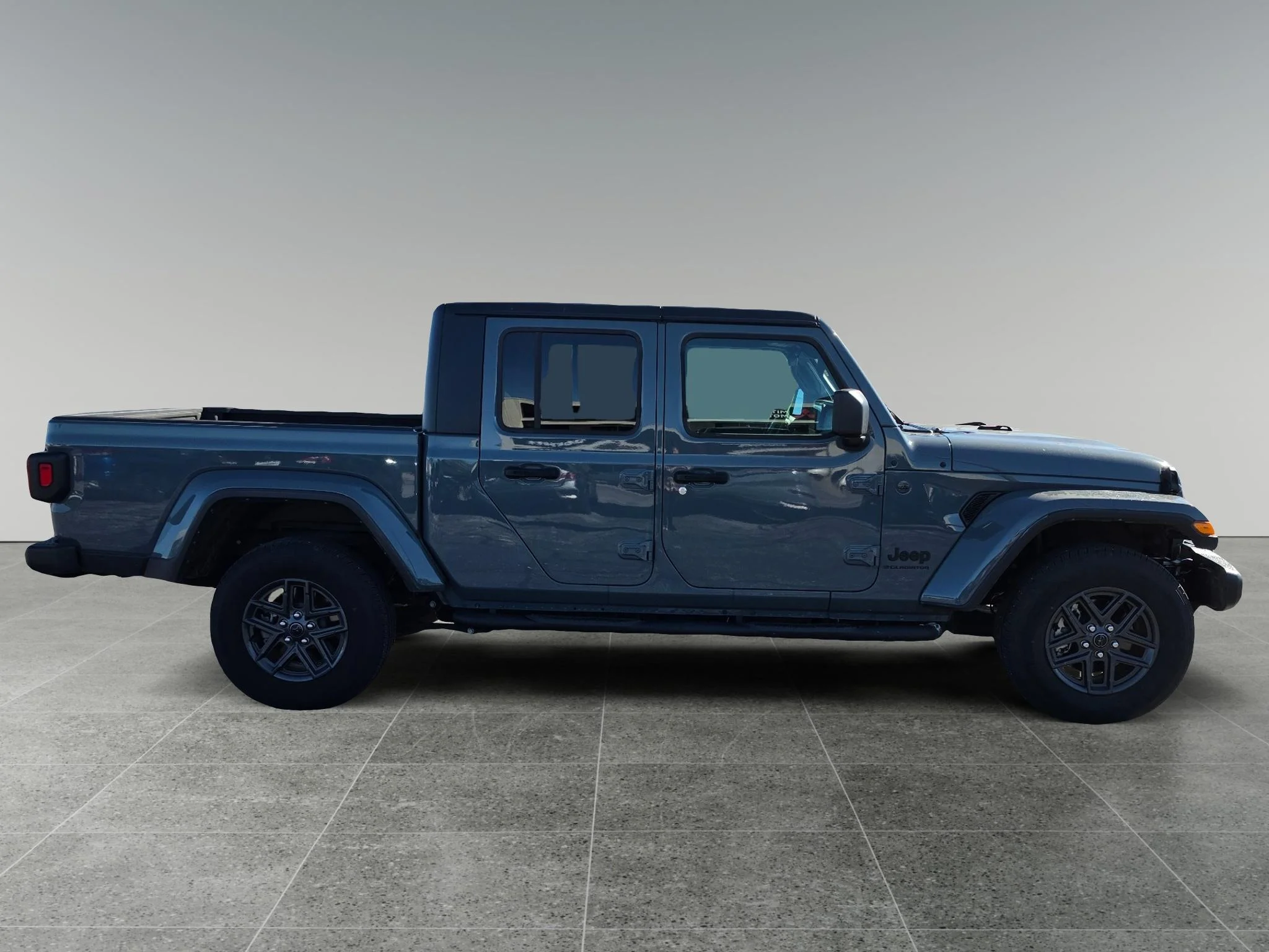 Used 2024 Anvil Clear Coat Jeep Sport S image 7