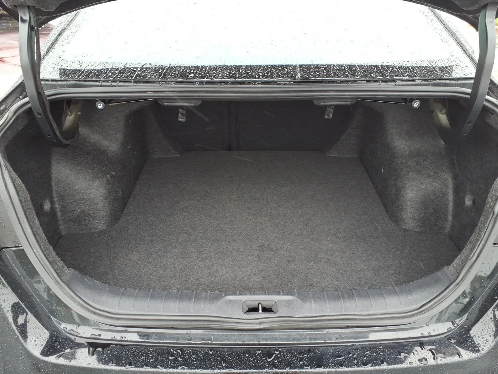 Used 2025 Super Black Nissan SV image 28
