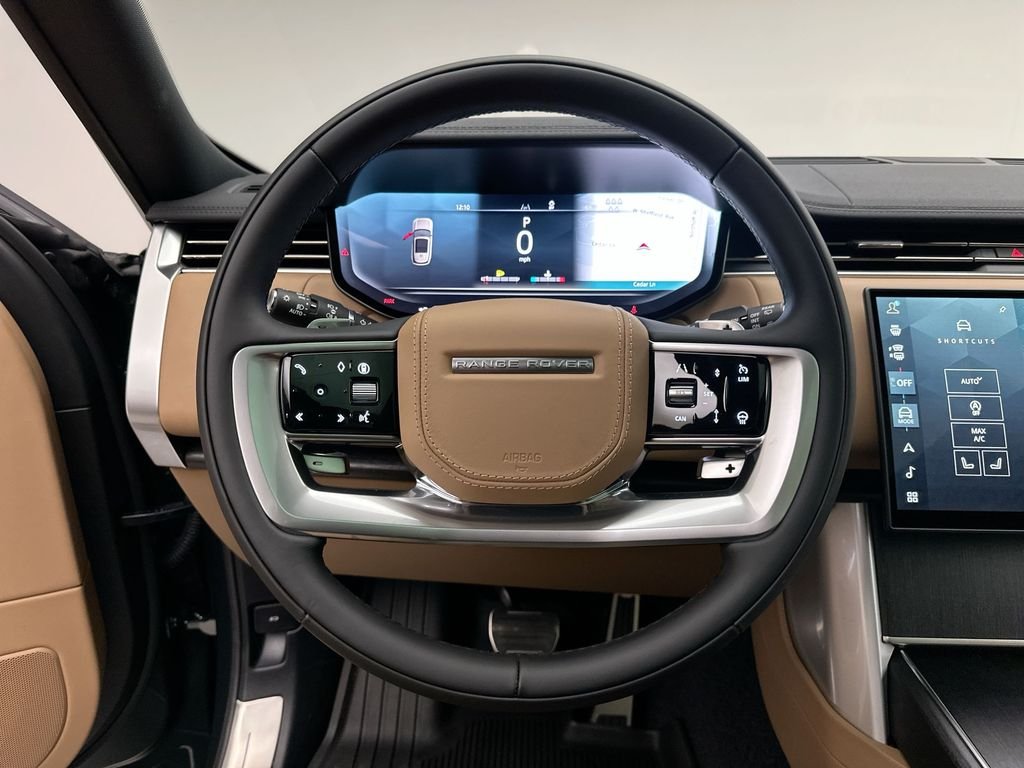 New 2026 Belgravia Green Metallic Land Rover SE image 14