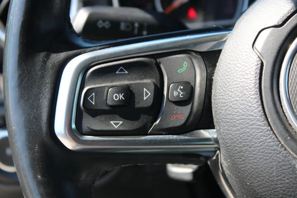 Used 2018 Black Jeep Unlimited Sahara image 24