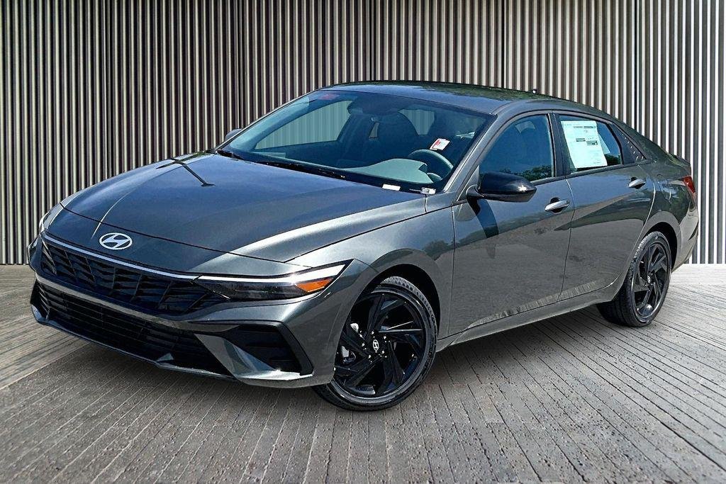 New 2026 Amazon Gray Hyundai SEL Sport image 2