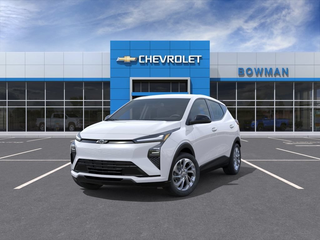 2027 Chevrolet Bolt LT - Photo 8