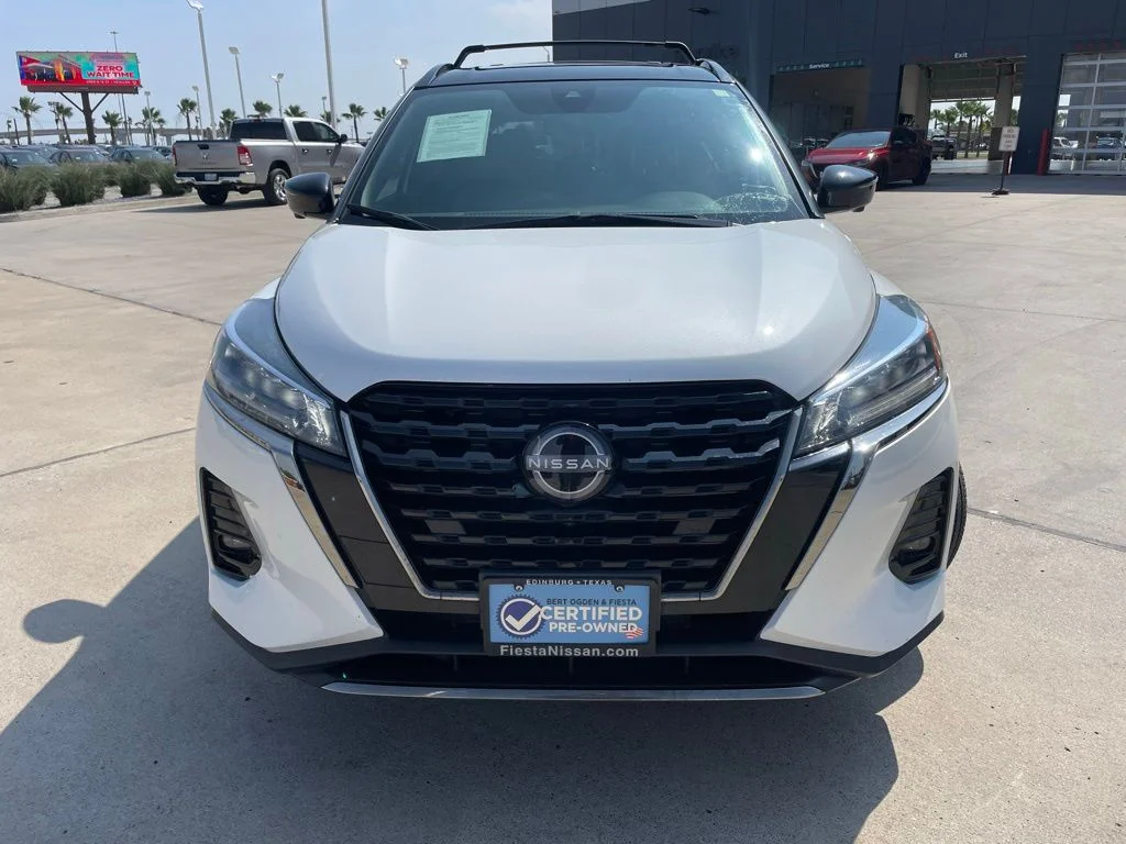 Certified Used 2024 White Nissan SR image 2