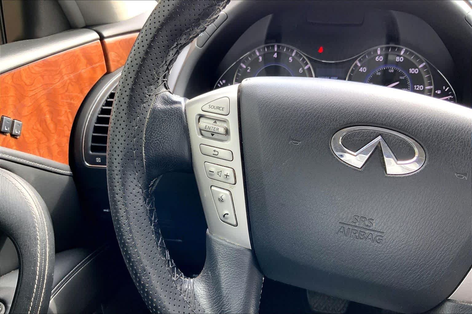 Used 2019 Graphite Shadow INFINITI LUXE image 23
